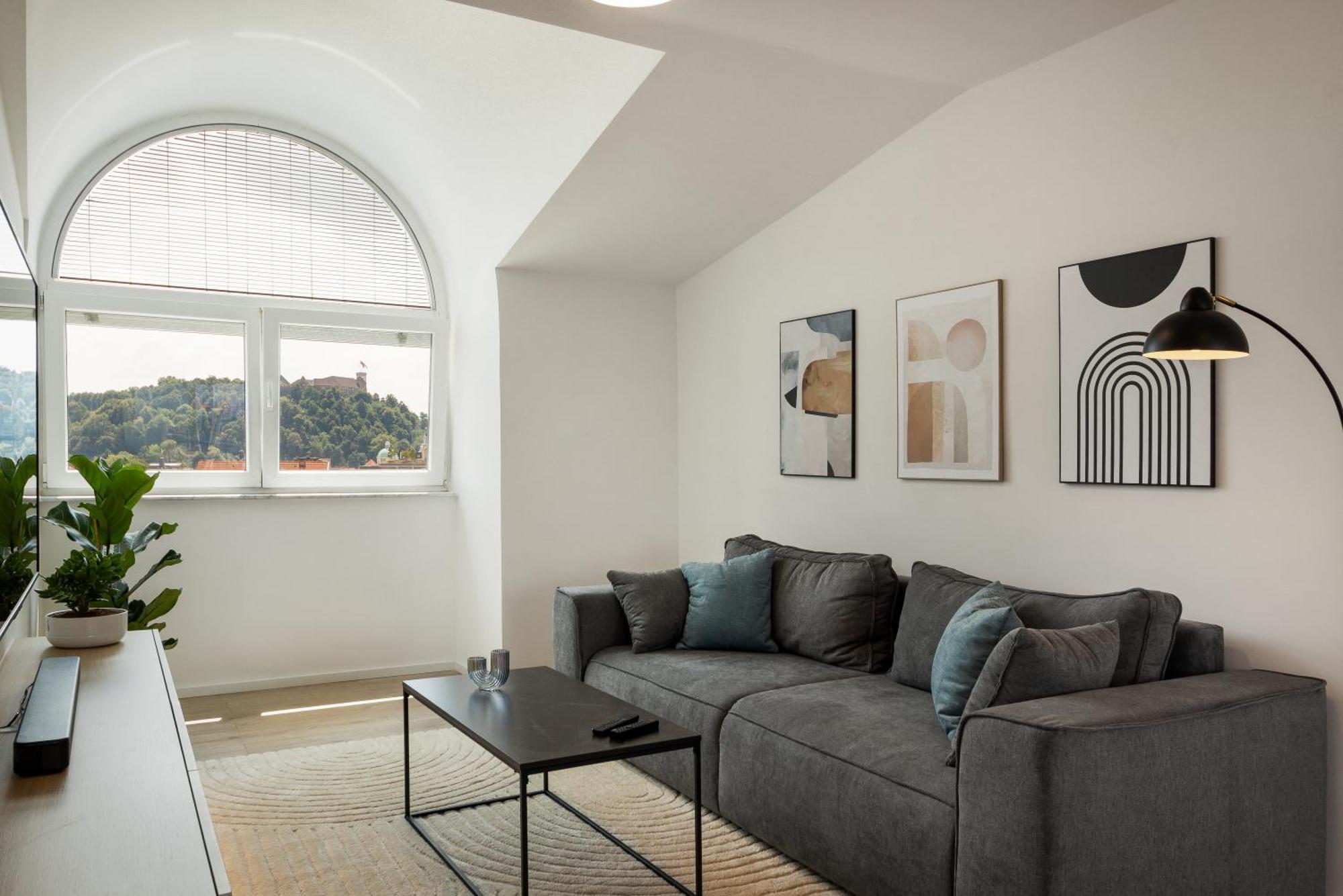 Luxe Penthouse With A Castle View ليوبليانا المظهر الخارجي الصورة