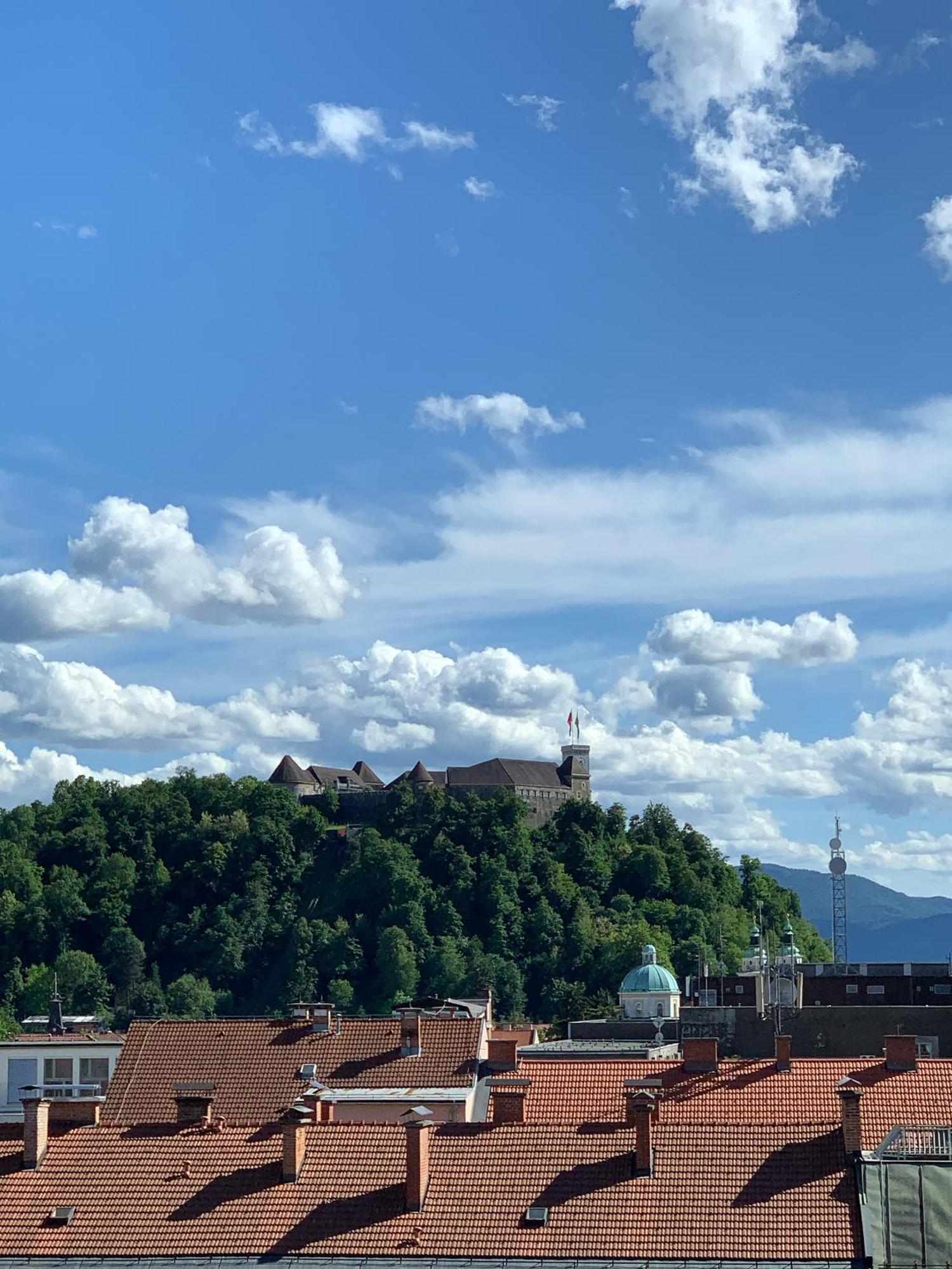 Luxe Penthouse With A Castle View ليوبليانا المظهر الخارجي الصورة
